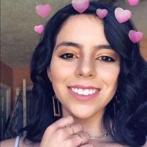 Meet your Posher, Jimena